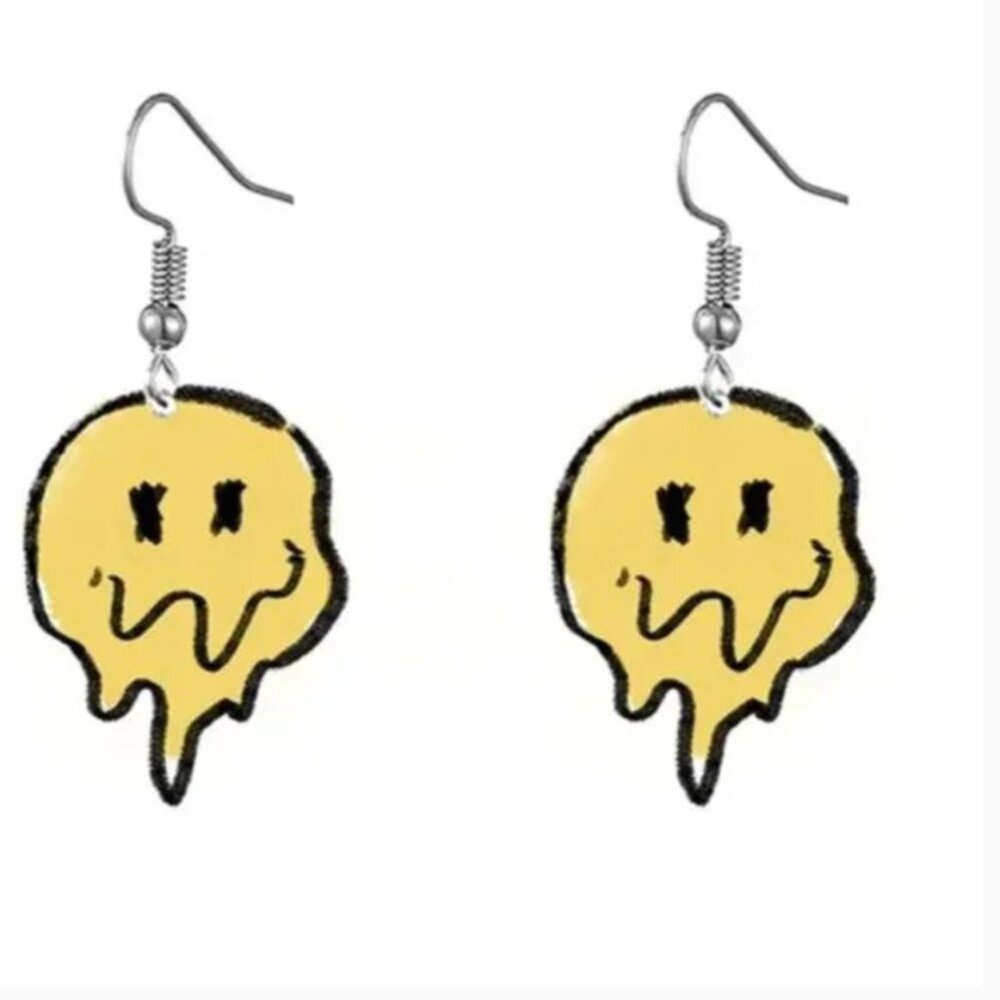 ⭐️❤️ FREE Smile Smiley Pop art Deco Farm Hipster Hippie Drip Farm Chic Earrings